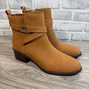 Tommy Hilfiger Dazni Women’s Ankle Boots Tan Block Heel Size 11M NEW